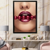 Дизайнарт 'Момиче С Червени Перли В Устата В Чувствена Поза' Модерен Арт Принт В Рамка